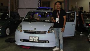 Bukan Cuma Gaya-gayaan, Pria Ini Modif Mobil untuk Kaum Difabel