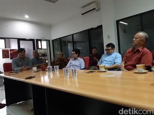 Pilrek Diulang, Dosen Unpad akan Gugat MWA yang Tunjuk Plt Rektor Pilrek Diulang, Dosen Unpad akan Gugat MWA yang Tunjuk Plt Rektor