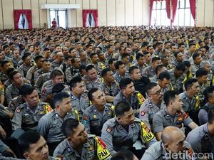 Setiap 2 Polisi di Kota Bandung Kawal Pengamanan 12 TPS