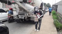 Foto: Perjuangan Hidup Manusia Silver