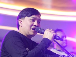 Cerita Yovie Widianto Sumbang Suara dalam Lagu Baru Kahitna