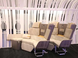 Inovasi Baru: Kursi Pesawat Seperti Sofa