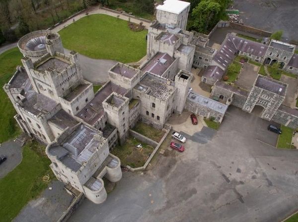 Kamu Bisa Punya Kastil Sungguhan di Game of Thrones Ini Seharga Rp 9,2 M