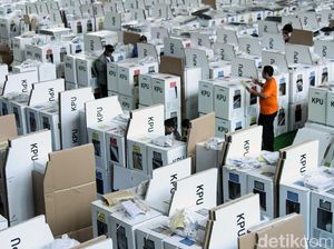 Logistik Pemilu di Tanah Abang Siap Didistribusikan Logistik Pemilu di Tanah Abang Siap Didistribusikan