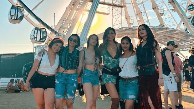 Luna Maya nonton Coachella