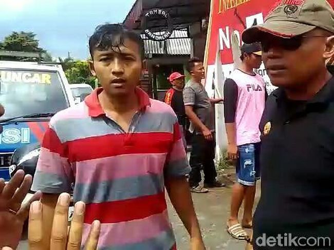Bawaslu Banyuwangi Selidiki Dugaan Penyekapan Petugas Penertiban APK Bawaslu Banyuwangi Selidiki Dugaan Penyekapan Petugas Penertiban APK