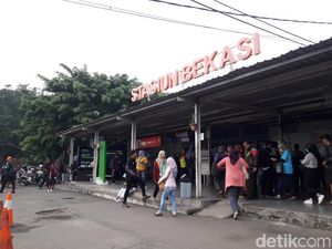 Ragam Komentar Penumpang KRL Bekasi soal Normalisasi DDT di Hari Kerja Ragam Komentar Penumpang KRL Bekasi soal Normalisasi DDT di Hari Kerja