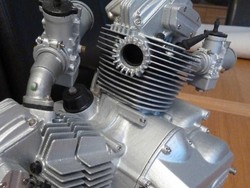 Mesin Ukuran Kecil Ducati Dijual