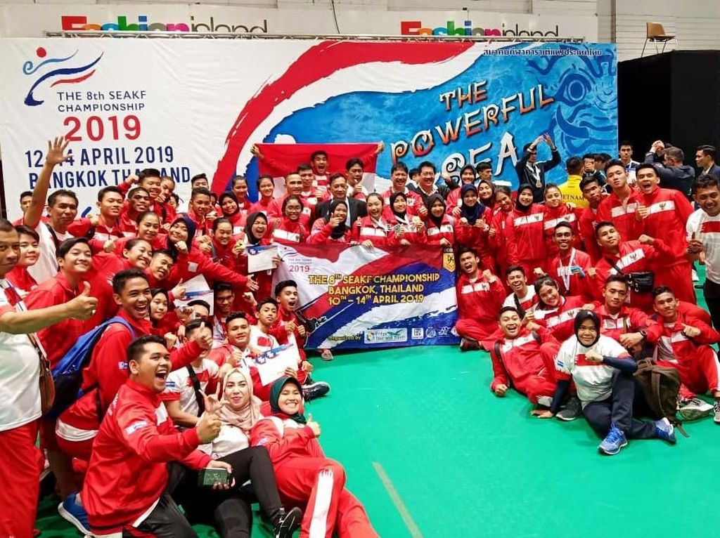 Indonesia Borong 8 Emas di Kejuaraan Karate Asia Tenggara