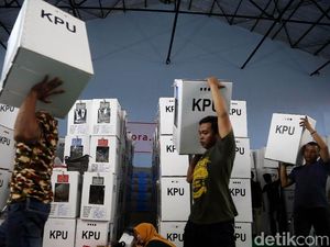 Logistik Pemilu di Kemayoran juga Mulai Didistribusikan Logistik Pemilu di Kemayoran juga Mulai Didistribusikan