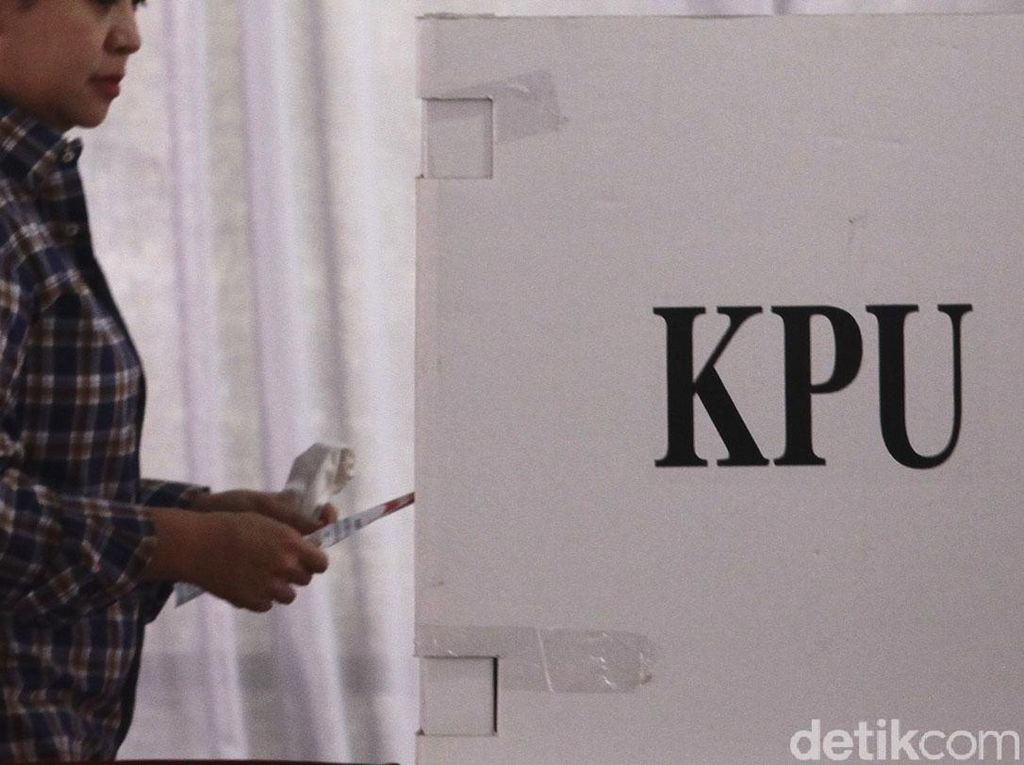 Duh! Nama Anggota KPU di Jabar Kena Catut Parpol Pendaftar Pemilu