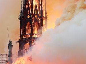 Nestapa Gereja Notre Dame Paris yang Habis Dilalap Si Jago Merah