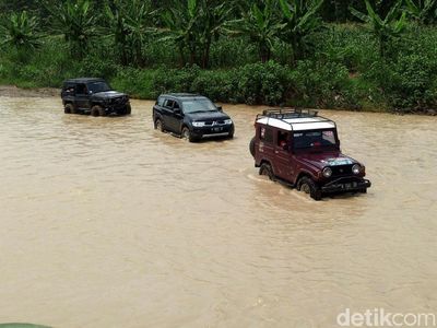 Komunitas Offroad Turun Tangan Distribusikan Logistik Pemilu