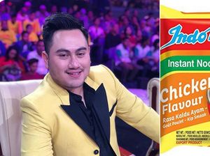 Tampilan Nassar Jadi Bungkus Mie Instan hingga Kulineran Charlies Angels Tampilan Nassar Jadi Bungkus Mie Instan hingga Kulineran Charlies Angels
