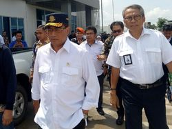 Menhub Budi Cek Kesiapan Angkutan Lebaran di Semarang