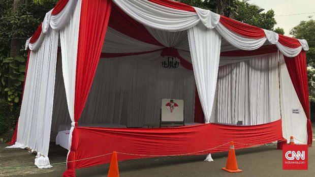 Mengintip Persiapan di TPS Tempat Ma'ruf dan Sandi Mencoblos