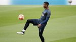 Latihan Barcelona dan MU Jelang Duel Panas di Camp Nou