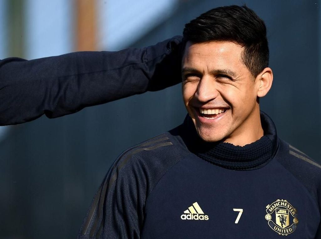 Moncer di Chile, Sanchez Mesti Main Terus di MU ataupun di Klub Lain Moncer di Chile, Sanchez Mesti Main Terus di MU ataupun di Klub Lain