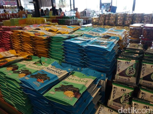 Foto: Pusat Oleh-oleh Snack di Thailand, Dijamin Kalap
