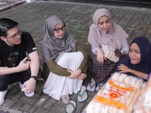 Shireen, Zaskia dan Irwansyah Bantu Seorang Penjual Kerupuk Bayar Kontrakan