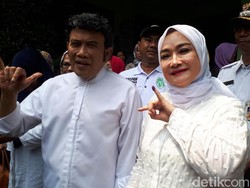 Punya Pilihan Paslon Sama, Rhoma Irama dan Istri Sehati