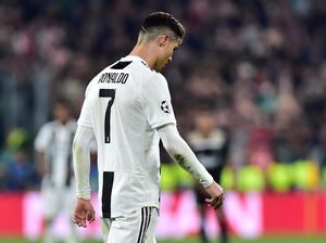 Juventus dan Ronaldo Tersingkir dari Liga Champions Jadi Tertawaan Netizen Juventus dan Ronaldo Tersingkir dari Liga Champions Jadi Tertawaan Netizen