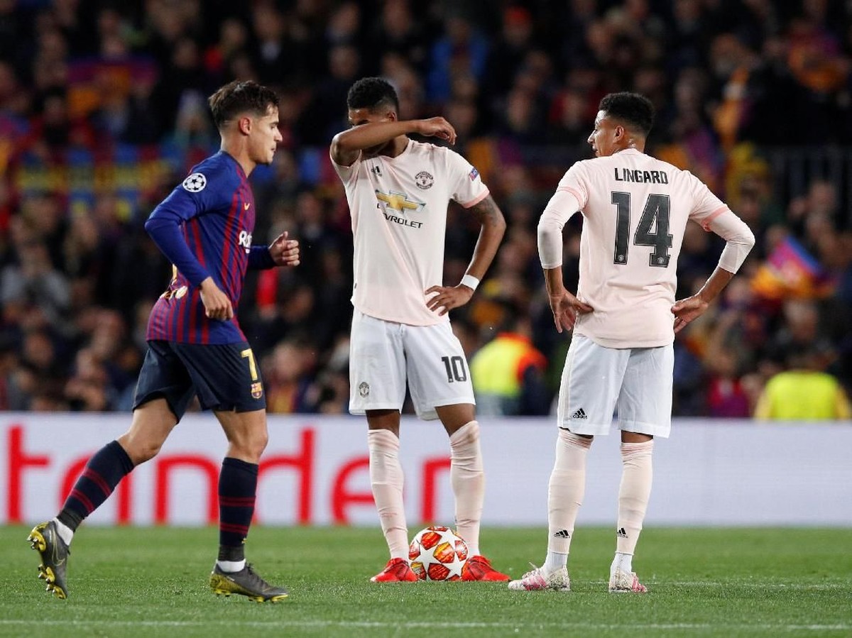 Jesse Lingard dan Marcus Rashford saat Manchester United takluk dari Barcelona di Camp Nou. (Foto: Albert Gea/Reuters)