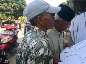 Pemilih di TPS 009 Serang Bingung dengan Banyaknya Surat Suara