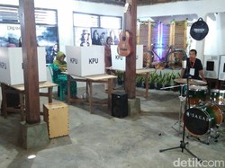 TPS Unik di Purworejo Ini Bernuansa Musik Rock