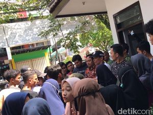 Cerita Kisruh Pemilih di Malang Karena Surat Suara Habis