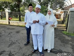 Nyoblos di Tasikmalaya, Wagub Jabar Uu Akui Pemilu Sekarang Lebih Sulit