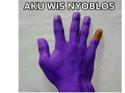 Meme Kocak Nyoblos Pilkada Diguyur Tinta