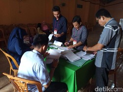 Pemilih di TPS Parepare Laporkan Satu Surat Suara Tercoblos