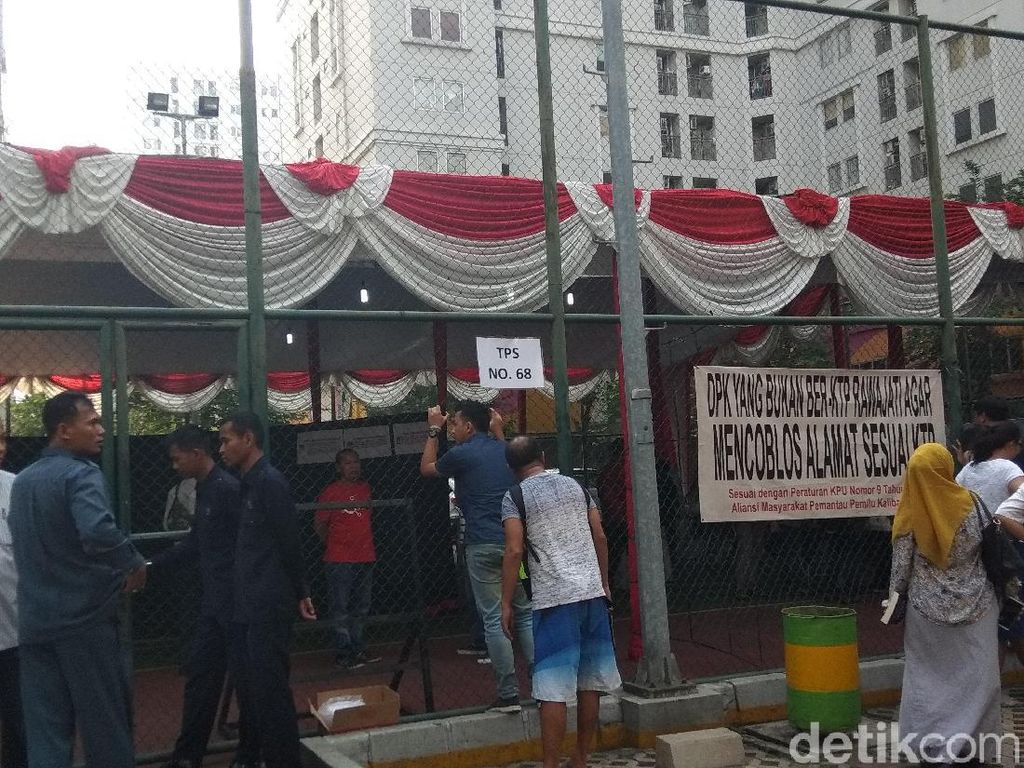 Jokowi-Maruf Amin Menang Total di Apartemen Kalibata City Jokowi-Maruf Amin Menang Total di Apartemen Kalibata City