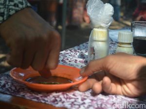 Pemberdayaan Petani di Balik Pemakaian Tinta Kunyit di TPS Cirebon Pemberdayaan Petani di Balik Pemakaian Tinta Kunyit di TPS Cirebon