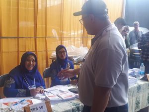 Pantau TPS di Daerah Padat Penduduk, KPU Minta Semua Pemilih Dilayani