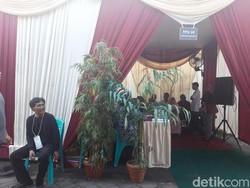 Di Mana Khofifah, Emil, dan Risma Nyoblos ?