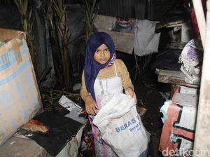 Warga Berempati untuk Nabila Bocah Pemulung Warga Berempati untuk Nabila Bocah Pemulung