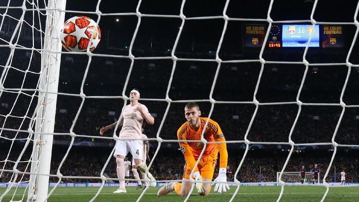 Manchester United saat tumbang di kandang Barcelona. (Foto: Susana Vera/Reuters) Manchester United saat tumbang di kandang Barcelona. (Foto: Susana Vera/Reuters)