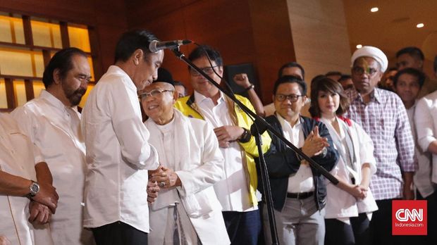 Senyum Tipis 'Kemenangan' Jokowi di Djakarta Thater