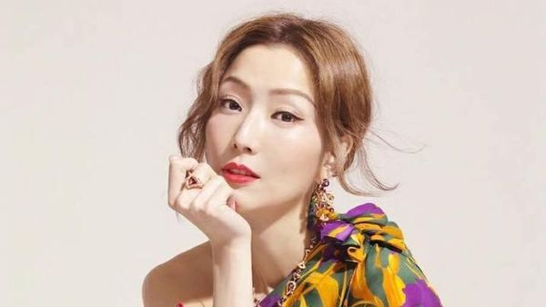 Foto Artis Cantik yang Suaminya Ketahuan Selingkuh Lewat Video Intim