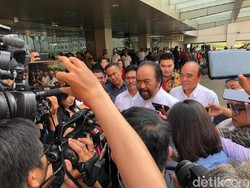 Surya Paloh Prediksi Jokowi-Maruf Amin Menang 56-58%