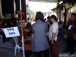Nihil Surat Suara Pilpres, TPS 84 Purwakarta Tunda Pencoblosan