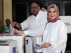 OSO Nyoblos Bareng Keluarga