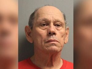 Kakek 71 Tahun di AS Ditangkap Terkait 100 Dakwaan Pemerkosaan Anak