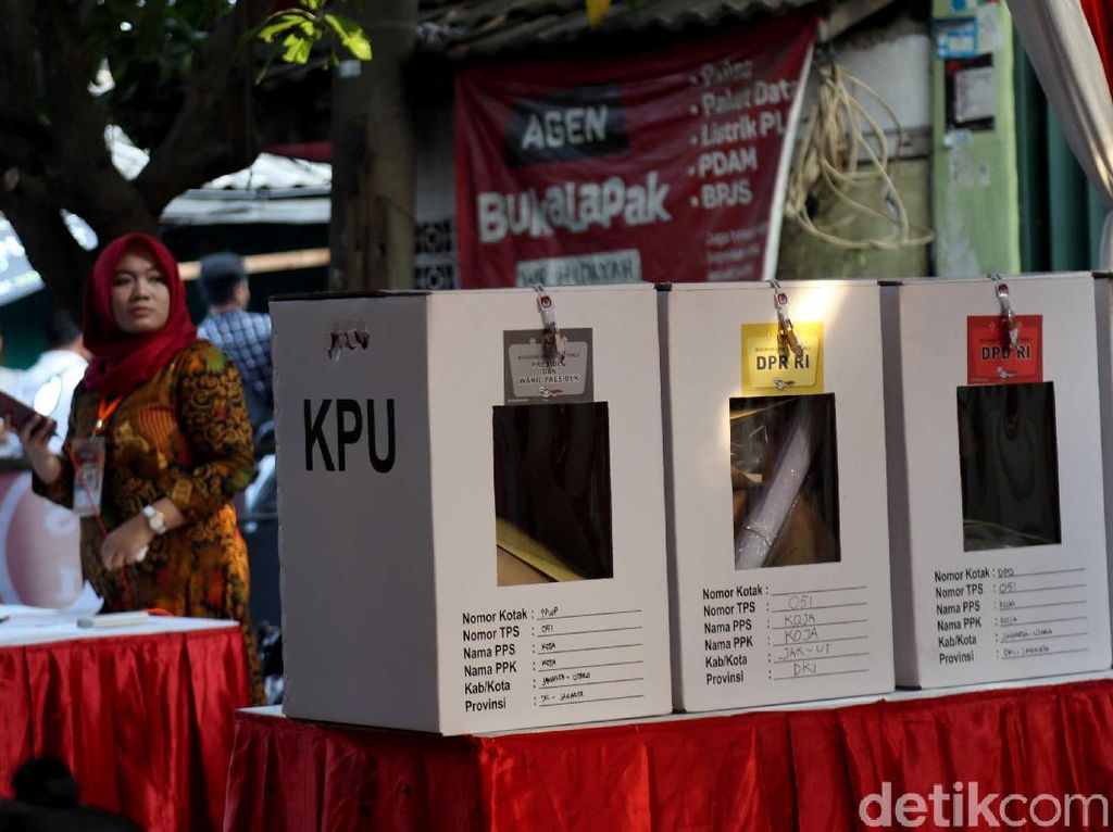 Banyak Petugas KPPS-Polisi Meninggal, Komisi II Buka Peluang Revisi UU Banyak Petugas KPPS-Polisi Meninggal, Komisi II Buka Peluang Revisi UU