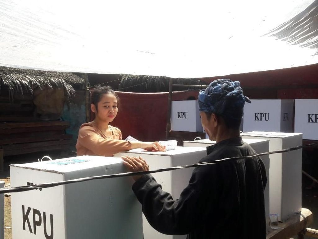 Turun Gunung dan Rela Tak Berladang, Warga Baduy Antusias Memilih Turun Gunung dan Rela Tak Berladang, Warga Baduy Antusias Memilih