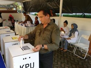 Dukung Jokowi, Yusril: Mudah-mudahan PBB 4 Persen!