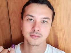 Foto SMA Nicholas Saputra Bikin Riuh: Kamu Vampire Ya?