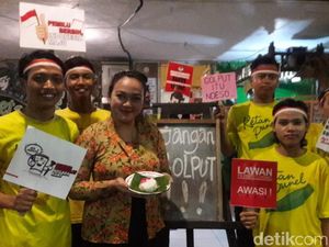 Kedai Ini Sediakan Seporsi Ketan Anti Golput Bagi Warga yang Mencoblos Kedai Ini Sediakan Seporsi Ketan Anti Golput Bagi Warga yang Mencoblos